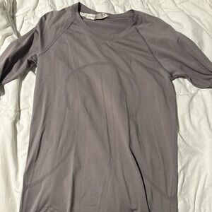 lululemon athletica Long Sleeve Gray Tee